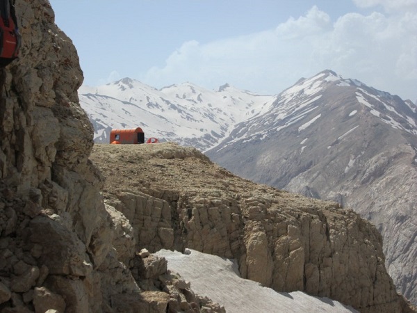 پناهگاه ها و جانپناه های ایران | عاشقان طبیعت ایران | جانپناه های کوهستانی
