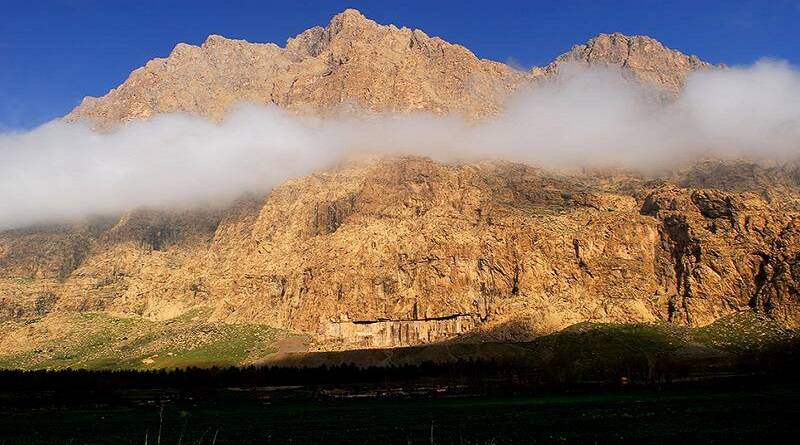 کوه بیستون | عاشقان طبیعت ایران | دیواره بیستون | بیستون | کتیبه بیستون